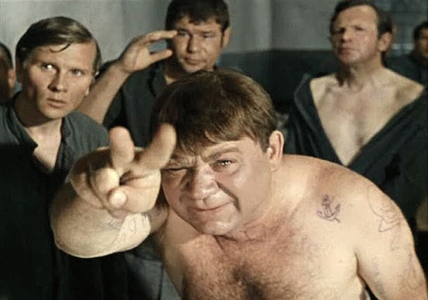 Фотография: Кольщик наколи мне. или Почему не нужно украшать себя тату со звездами №6 - BigPicture.ru